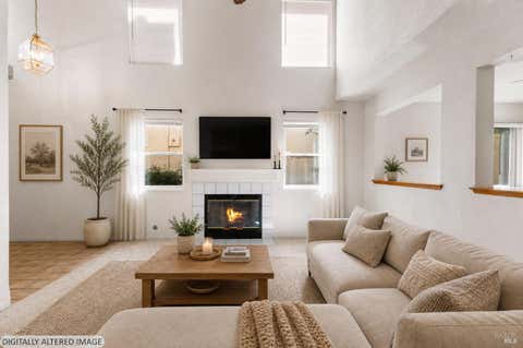 Photo of 1109 Syracuse Circle, Vacaville, CA 95687 (MLS # 326041034)