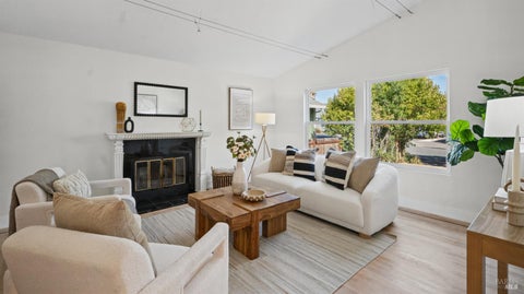 Photo of 1133 Levine Drive, Santa Rosa, CA 95401 (MLS # 326084397)