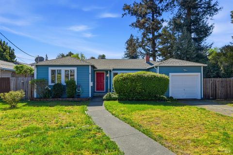 Photo of 3020 Sonoma Avenue, Santa Rosa, CA 95405 (MLS # 326016066)