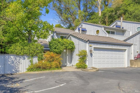 Photo of 123 Alice Street, Santa Rosa, CA 95409 (MLS # 326080906)