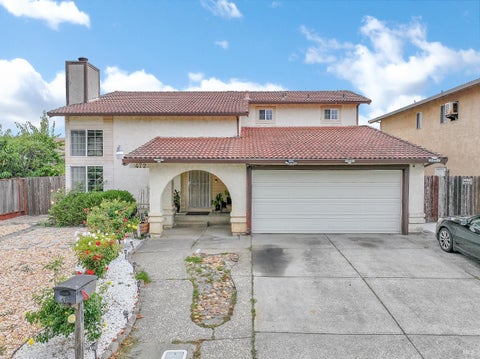 Photo of 472 Newport Way, Vallejo, CA 94589 (MLS # 326052851)