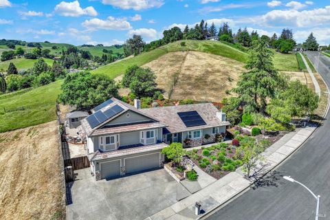 Photo of 1064 Stonebridge Drive, Napa, CA 94558 (MLS # 326027705)