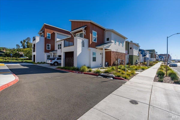 2666 FRANZ KAFKA AVE, SANTA ROSA, CA 95404 - Image cffda52f76a9ebefcc6fef79d6975042/90765921