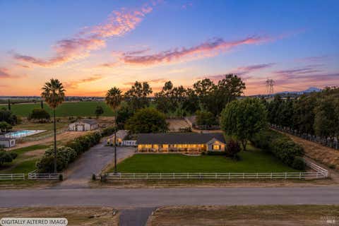 Photo of 5216 Winding Way, Vacaville, CA 95688 (MLS # 326062665)