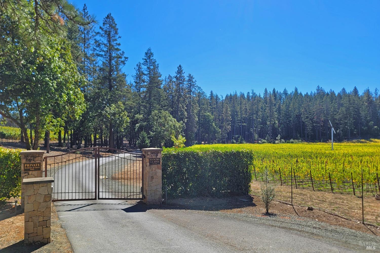 1155 Las Posadas Road