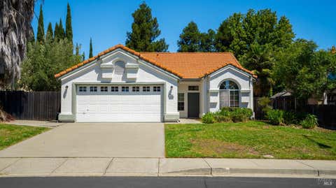 Photo of 355 Sun Valley Way, Vacaville, CA 95688 (MLS # 326059568)