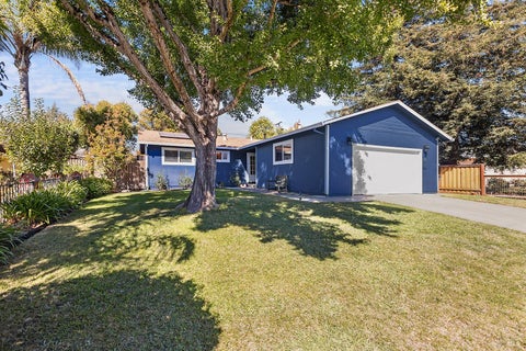 Photo of 110 Allan Avenue, Rohnert Park, CA 94928 (MLS # 326079652)