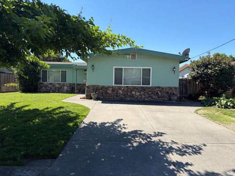 Photo of 2225 Pamela Drive, Napa, CA 94558 (MLS # 326028060)