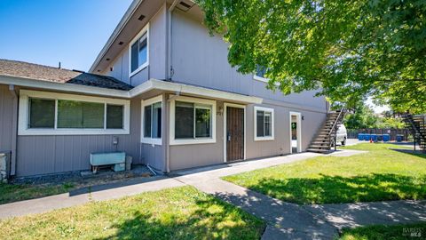 Photo of 2521 Coffey Lane, Santa Rosa, CA 95403 (MLS # 326043731)