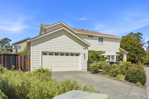 Photo of 8009 Ferrari Way, Windsor, CA 95492 (MLS # 326062669)