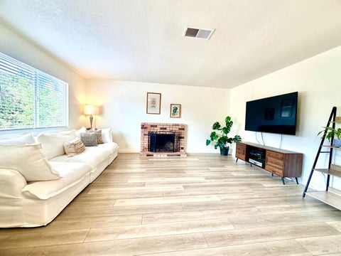 Photo of 2471 Westvale Court, Santa Rosa, CA 95403 (MLS # 326074401)