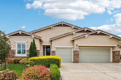 Photo of 655 Hawk Ridge Drive, Rio Vista, CA 94571 (MLS # 326056288)