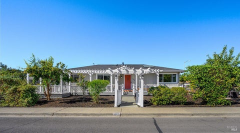 Photo of 1015 Manor Drive, Sonoma, CA 95476 (MLS # 326084254)