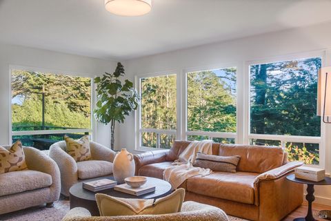 Photo of 195 Edgewood Avenue, Mill Valley, CA 94941 (MLS # 326030945)