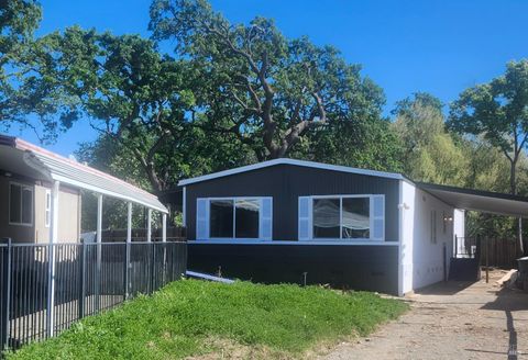 Photo of 44 Sunset Drive #44a, Vacaville, CA 95687 (MLS # 326027020)