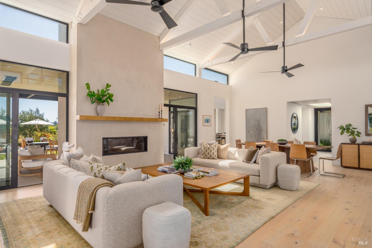 855 Grapestone Lane