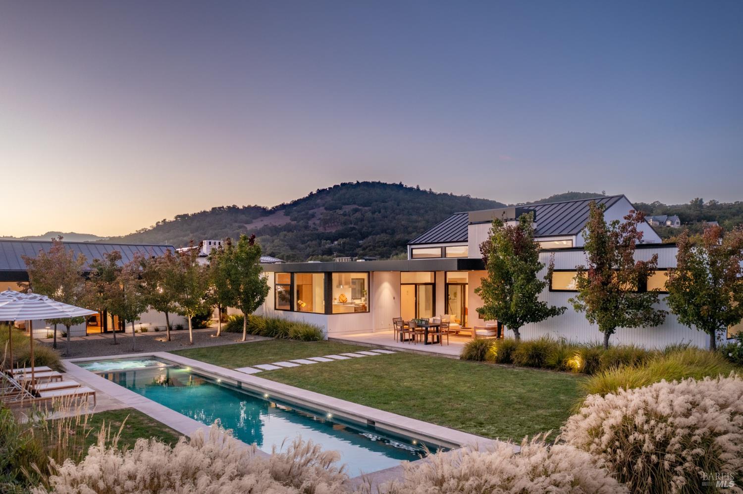 855 Grapestone Lane