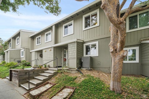Photo of 1263 Valley Oak Court #D, Novato, CA 94947 (MLS # 326079636)