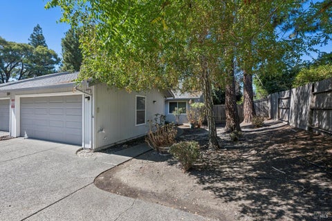 Photo of 7251 Camino Colegio, Rohnert Park, CA 94928 (MLS # 326082337)