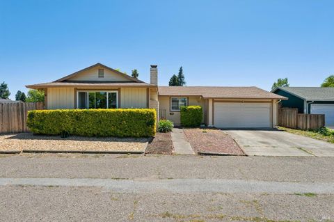 Photo of 7293 Circle Drive, Rohnert Park, CA 94928 (MLS # 326044560)