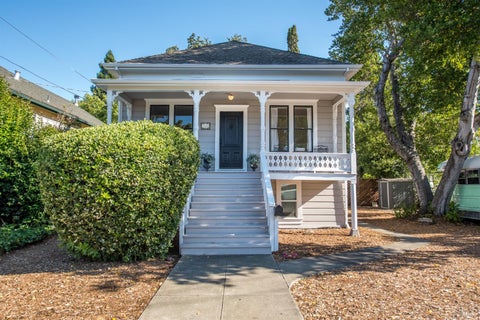 Photo of 300 W 8th Street W, Santa Rosa, CA 95401 (MLS # 326055192)