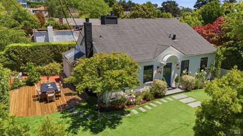 Photo of 165 Elm Avenue, Mill Valley, CA 94941 (MLS # 326043079)