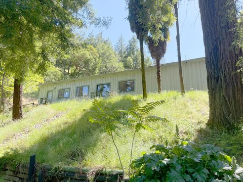 Photo of 32757 Highway 128 Highway, Cloverdale, CA 95425 (MLS # 326035868)