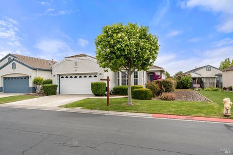 Photo of 935 Bridgeport Way, Rio Vista, CA 94571 (MLS # 326035196)