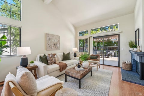Photo of 22 Saint Mathews Court, Sonoma, CA 95476 (MLS # 326070889)