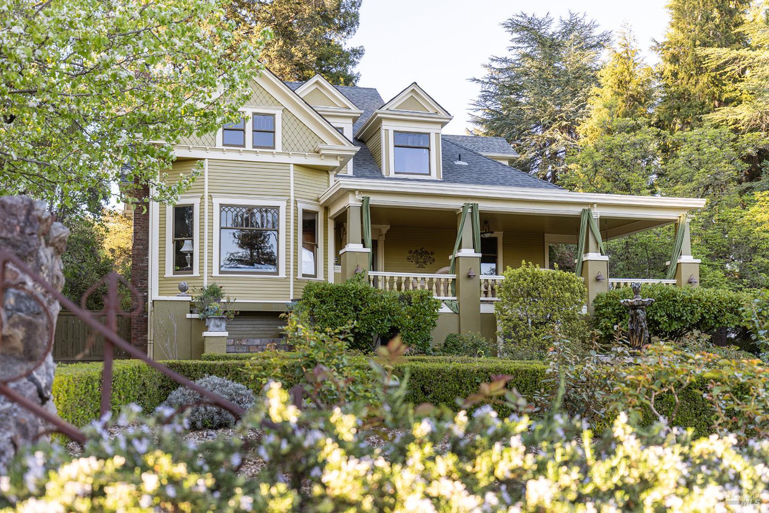 25 W Grant Street