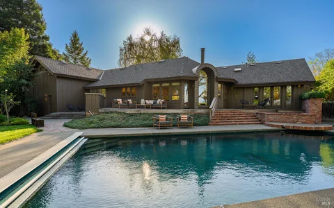 1680 High School Road, Sebastopol, CA 95472 - #: 326086289