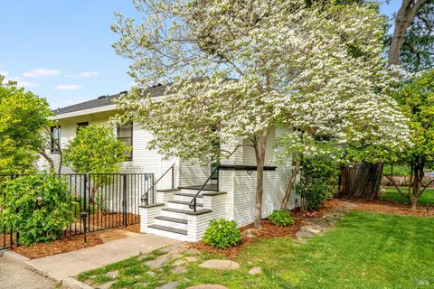 Photo of 2019 Brown Street, Napa, CA 94559 (MLS # 326004842)