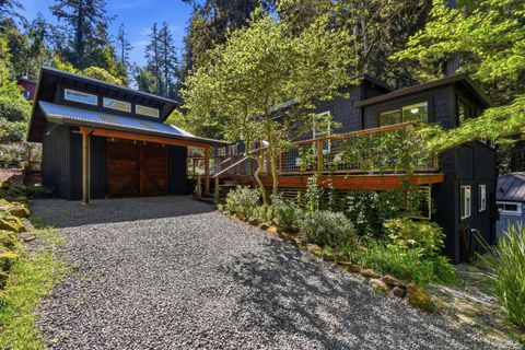 Photo of 47 Montgomery Street, Camp Meeker, CA 95419 (MLS # 326023898)