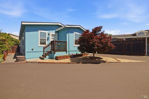 Photo of 97 Kennedy Lane #36, Healdsburg, CA 94558 (MLS # 326035850)