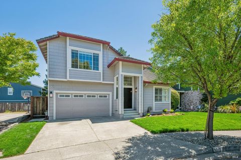 Photo of 1746 Silverado Circle, Petaluma, CA 94954 (MLS # 326042872)