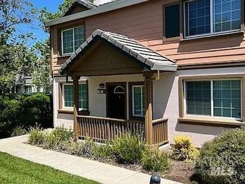 Photo of 702 Daniels Avenue, Vallejo, CA 94590 (MLS # 326047447)