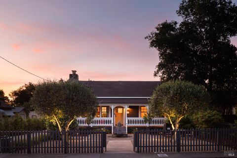 Photo of 905 Charter Oak Avenue, Saint Helena, CA 94574 (MLS # 326021787)