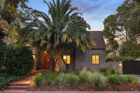 Photo of 22 Clyde Avenue, San Rafael, CA 94901 (MLS # 326029201)