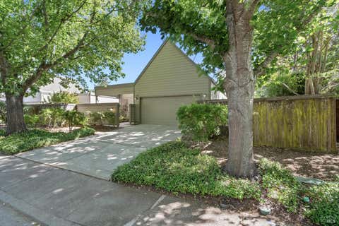 Photo of 21246 Via Colombard, Sonoma, CA 95476 (MLS # 326060192)