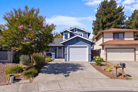 Photo of 971 Hacienda Circle, Rohnert Park, CA 94928 (MLS # 326076237)