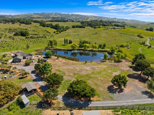 2315 MOUNTAIN RANCH RD, PETALUMA, CA 94954 - Image eaa29ad618c2e0449ab63d0cbb73ded5/3872504251
