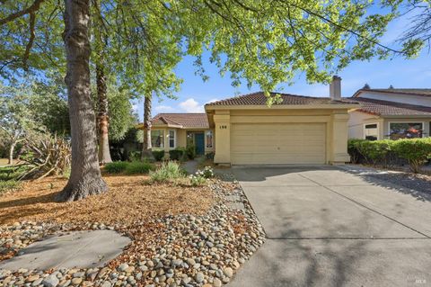 Photo of 198 Valencia Way, Windsor, CA 95492 (MLS # 326024837)