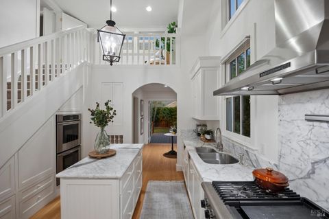 Photo of 137 France Street, Sonoma, CA 95476 (MLS # 326008898)