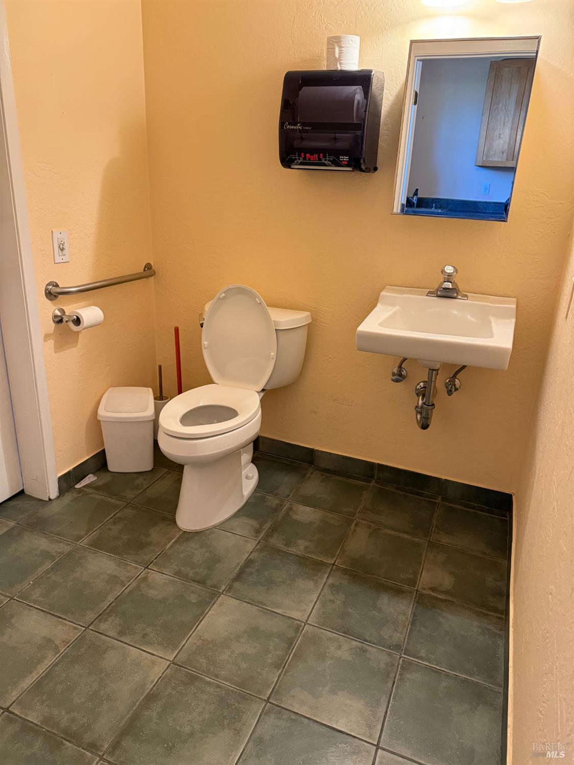 980 Magnolia Avenue #6a