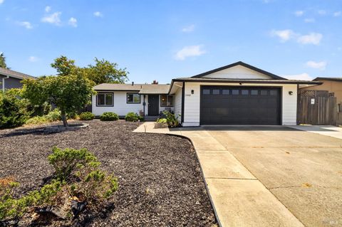 Photo of 1304 San Jose Way, Petaluma, CA 94954 (MLS # 326057828)