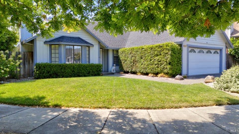 Photo of 1321 Jennings Park Way, Santa Rosa, CA 95401 (MLS # 326072951)