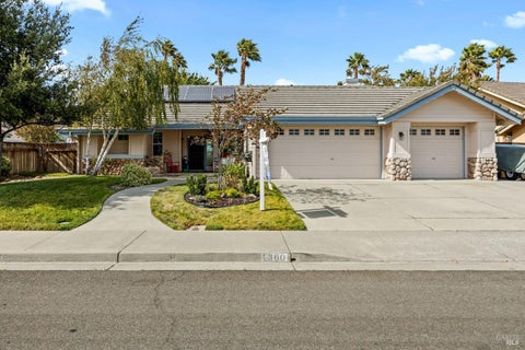 Photo of 1360 Lawler Ranch Parkway, Suisun City, CA 94585 (MLS # 326067979)