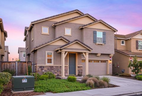 Photo of 938 Fruit Stand Circle, Vacaville, CA 95688 (MLS # 326023909)