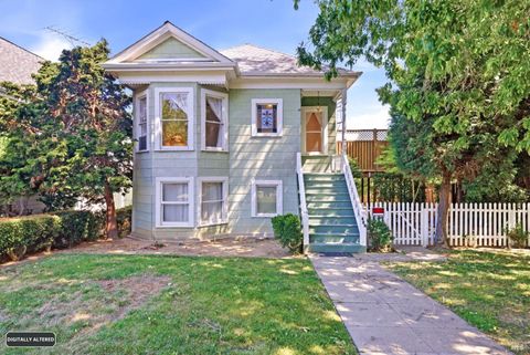 Photo of 428 Ohio Street, Vallejo, CA 94590 (MLS # 326044086)
