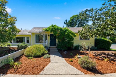 Photo of 1969 Tuolumne Street, Vallejo, CA 94589 (MLS # 326035859)